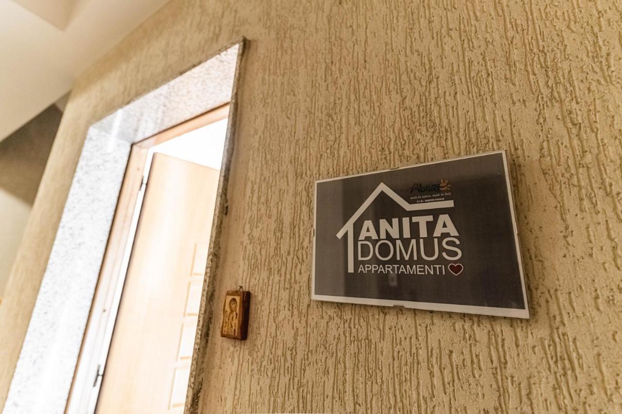 Anita Domus - Appartamento Con Vista A Pescara Bagian luar foto